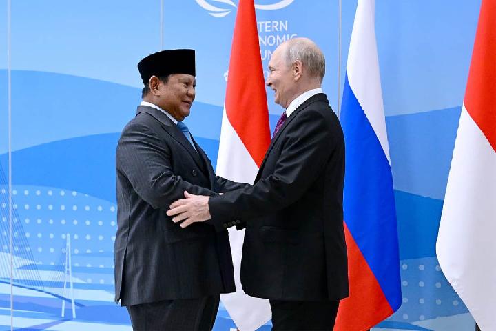 GOTONG ROYONG DI PANGGUNG DUNIA , MEMPERKUAT PENGARUH INDONESIA DI INDO-PASIFIK